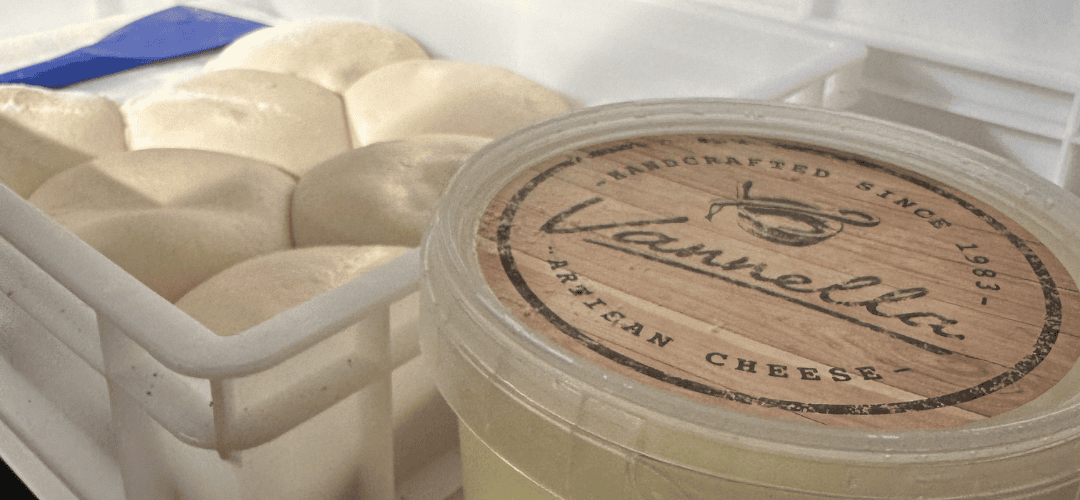 Say Cheese: How to Choose the Right Mozzarella for Your Pizza Menu
